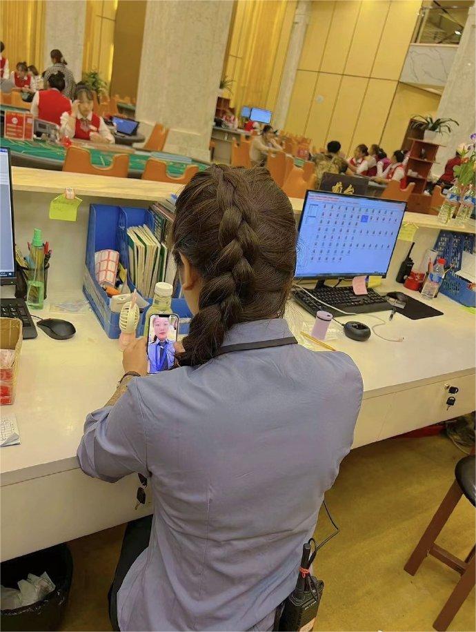 新盛娱乐酒店大堂